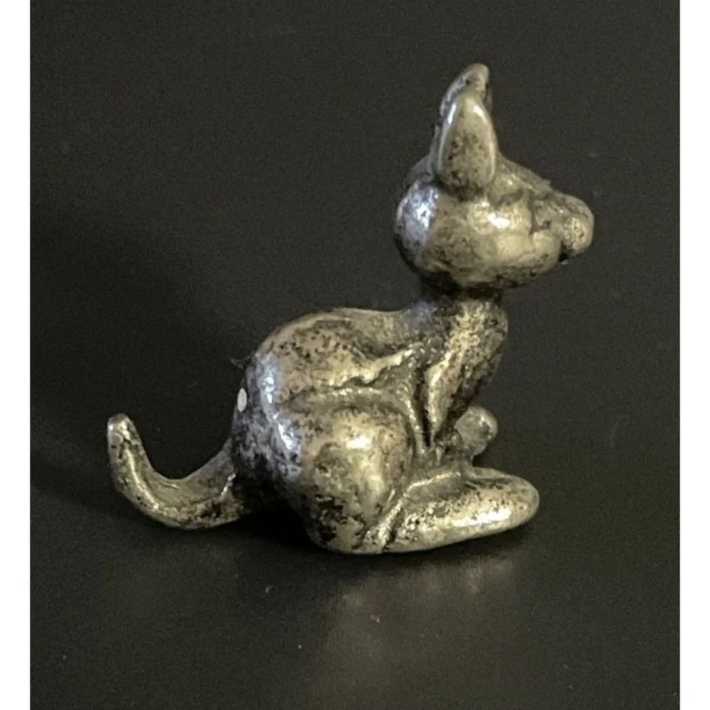 Vintage‎ Pewter Kangaroo Baby Joey Miniature Figurine 1